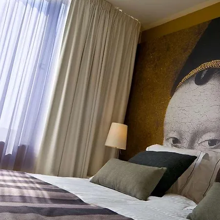 Tryp By Wyndham 3* Antverpy