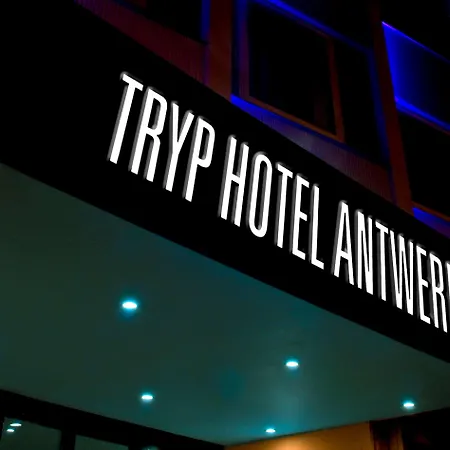 Tryp By Wyndham Hotel Antverpy