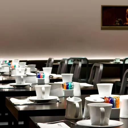Tryp By Wyndham Hotel Antwerpen