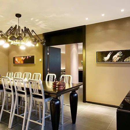 Hotel Tryp By Wyndham 3*