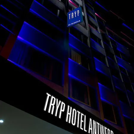 Tryp By Wyndham Hotel 3*
